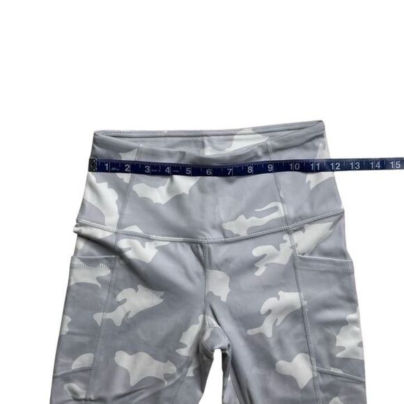 COLORFULKOALA Women's White Gray Camo Yogalicious Workout Legging Size Small - Picture 5 of 7